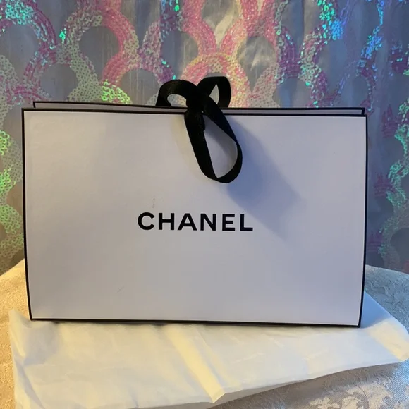 Chanel Retail and Gift Bag combo - Picture 10 of 16